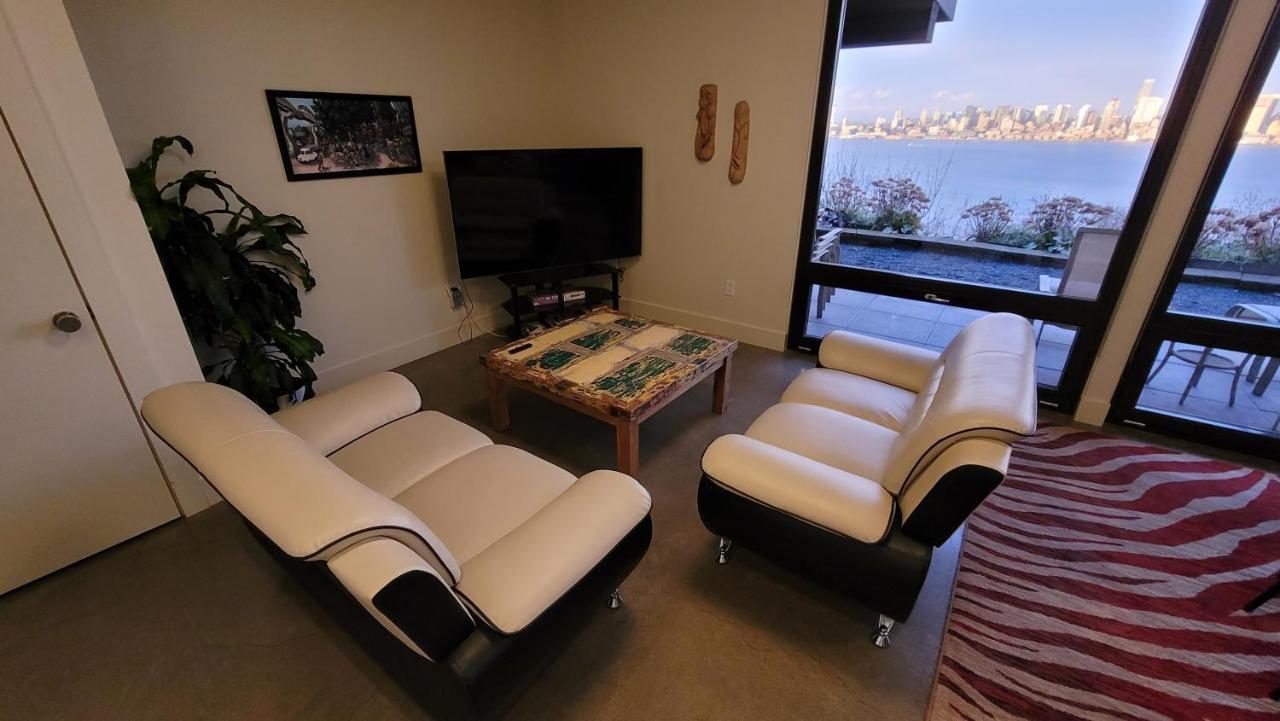 180 Degree, Unobstructed Bluff View! Lejlighed Seattle Eksteriør billede