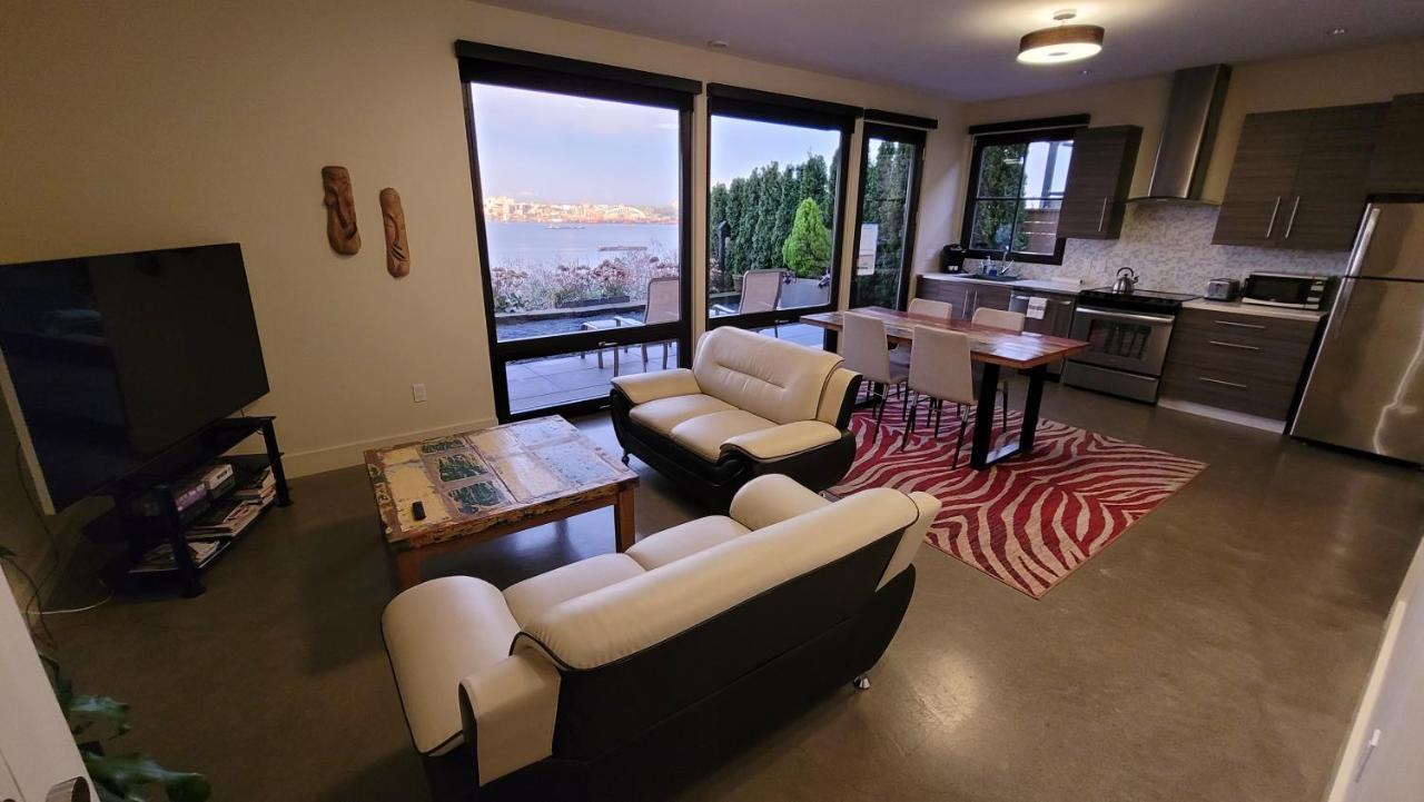 180 Degree, Unobstructed Bluff View! Lejlighed Seattle Eksteriør billede